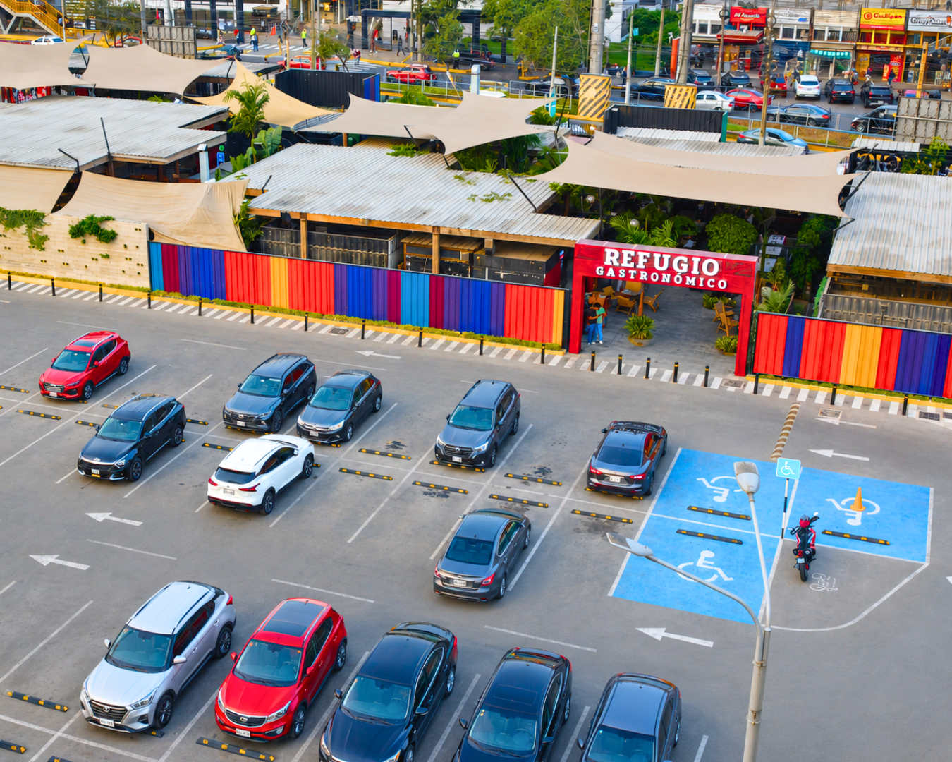 Estacionamiento — Refugio Gastronómico